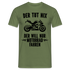 Biker Motorradfahrer Der tut nix der will nur Motorrad fahren Geschenk T-Shirt - Militärgrün