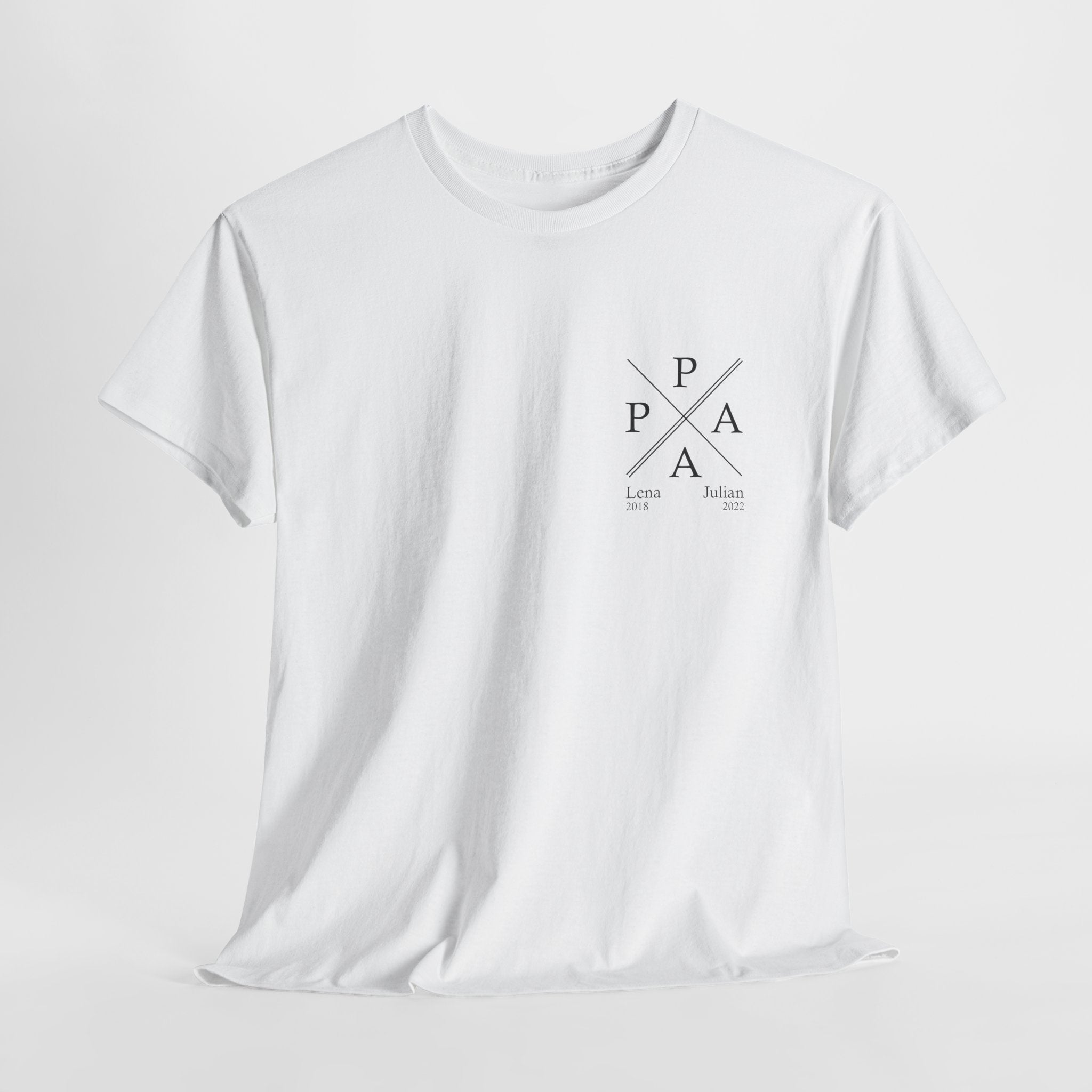 PapaPrint: Personalisiertes Vatertag T-Shirt mit Name & Geburtsjahr | Geschenk für Papa | Vatertagsgeschenk | Vater Shirt
