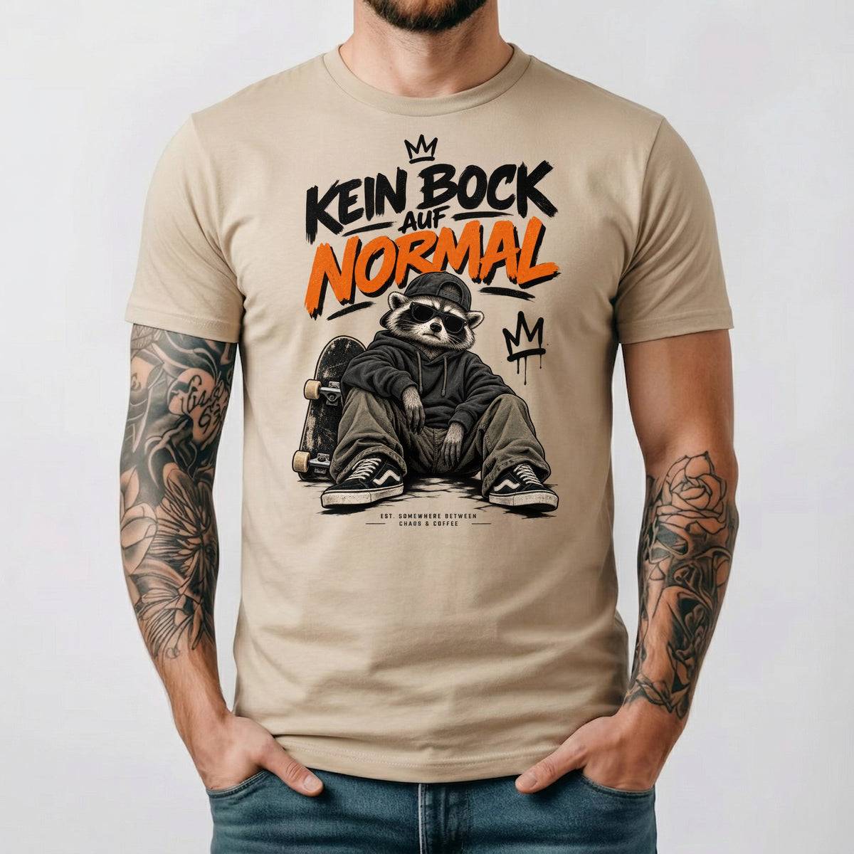 Kein Bock auf Normal Waschbär T-Shirt Herren | Streetwear Raccoon Skate Motiv Beige