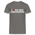 I Love My Hot Girlfriend Ich Liebe Meine Freundin Lustiges Geschenk T-Shirt - Graphit