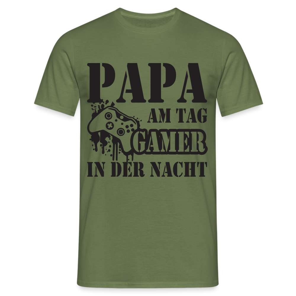 Papa am Tag Gamer in der Nacht Vater Geschenk T-Shirt - Militärgrün